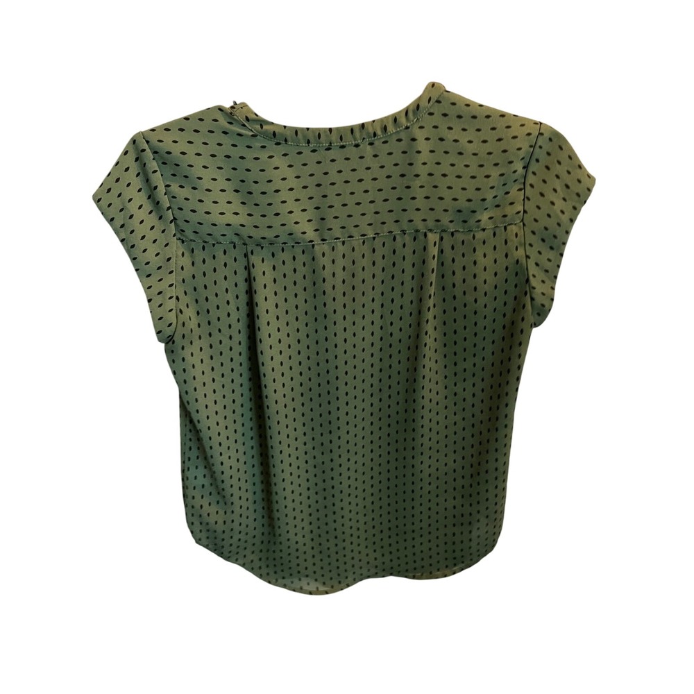 Fun2Fun Olive Green Dotted V-Neck Cap Sleeve Pleated Blouse Top Medium - Picture 2 of 4